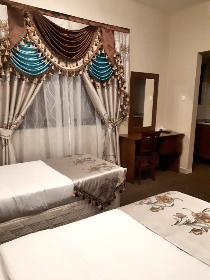 Royal Garden Hotel Дубай Экстерьер фото